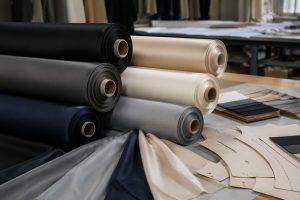 Smooth polyester lining fabric rolls for apparel production sourcing